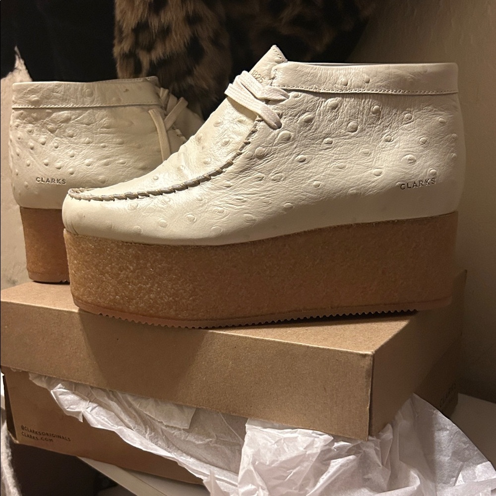 Clarks Women's White Platform Shoes